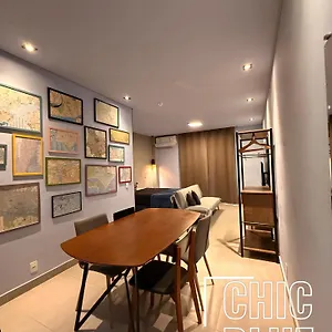 Chic Blue Designer Com Vaga De Garagem Apartamento